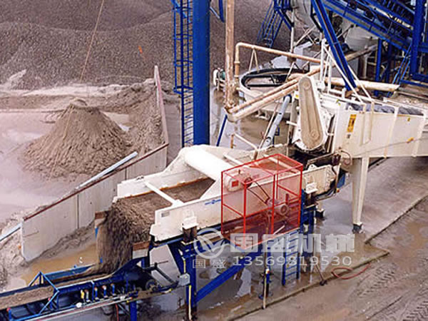 細(xì)沙脫水振動(dòng)篩施工現(xiàn)場(chǎng) 細(xì)沙脫水振動(dòng)篩施工現(xiàn)場(chǎng)